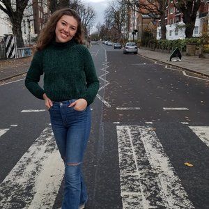 Meet your Prom Dress Posher, Eleanor